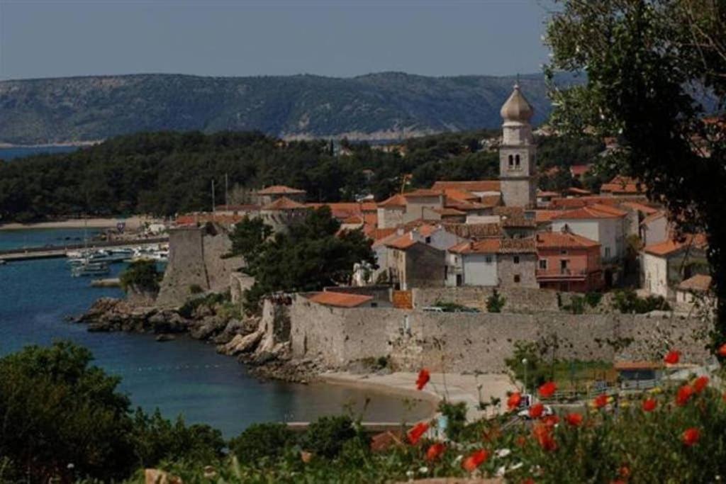 Adria-Holiday House With A Private Pool In Krk Корнич Екстер'єр фото