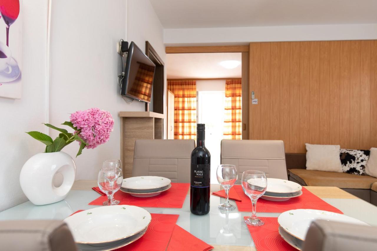 Adria-Holiday House With A Private Pool In Krk Корнич Екстер'єр фото